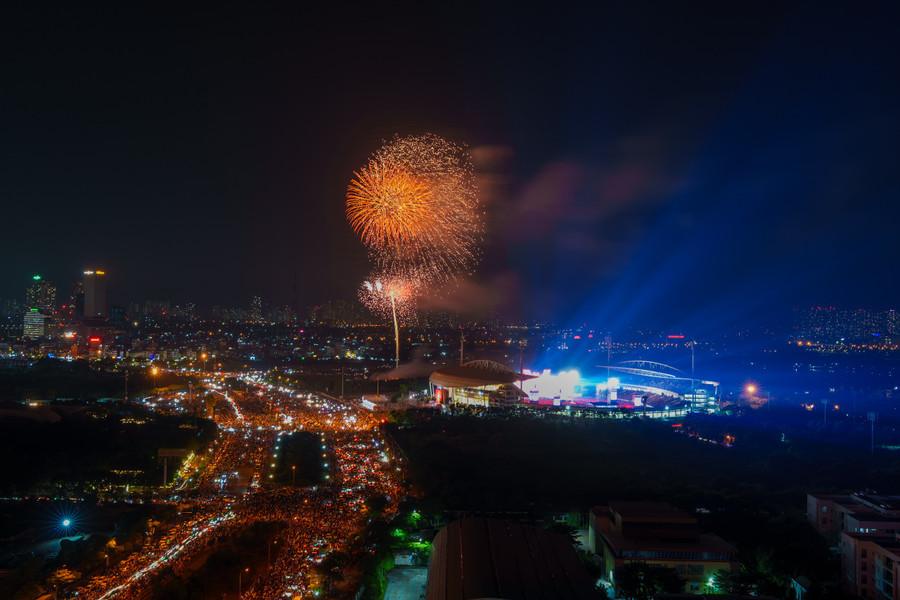 Ánh sáng, âm thanh và cảm xúc hòa quyện, mang lại trải nghiệm khó quên. dsc04370.jpg
