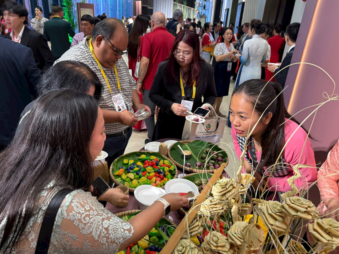 Ảnh màn hình 2025-09-03 lúc 23.27.04