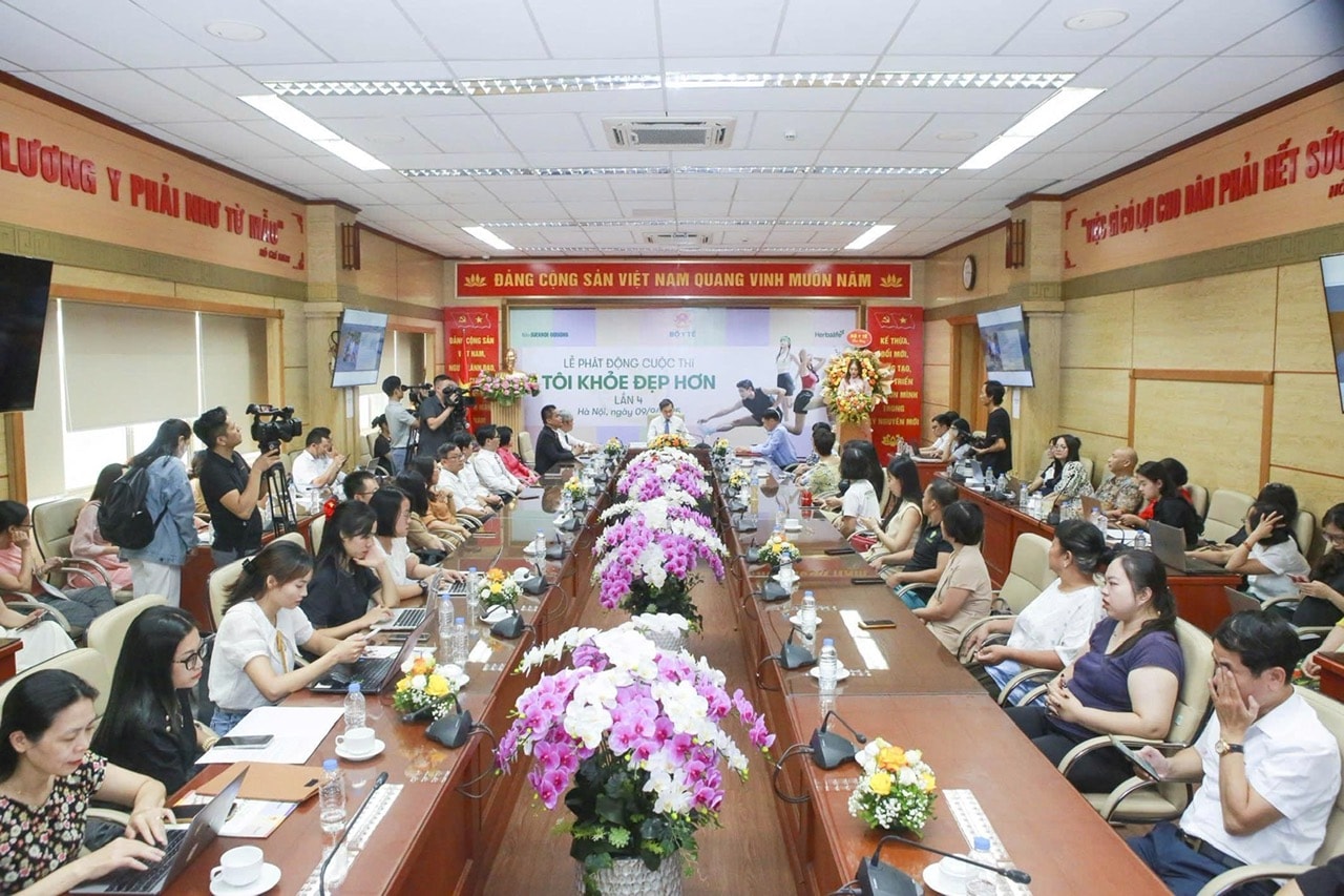 quang-canh-cuoc-thi.jpg