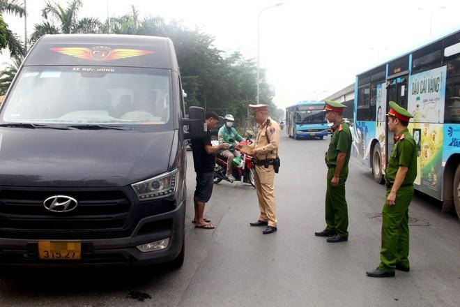 Lực lượng liên ngành tăng cường kiểm tra trên các tuyến trọng điểm