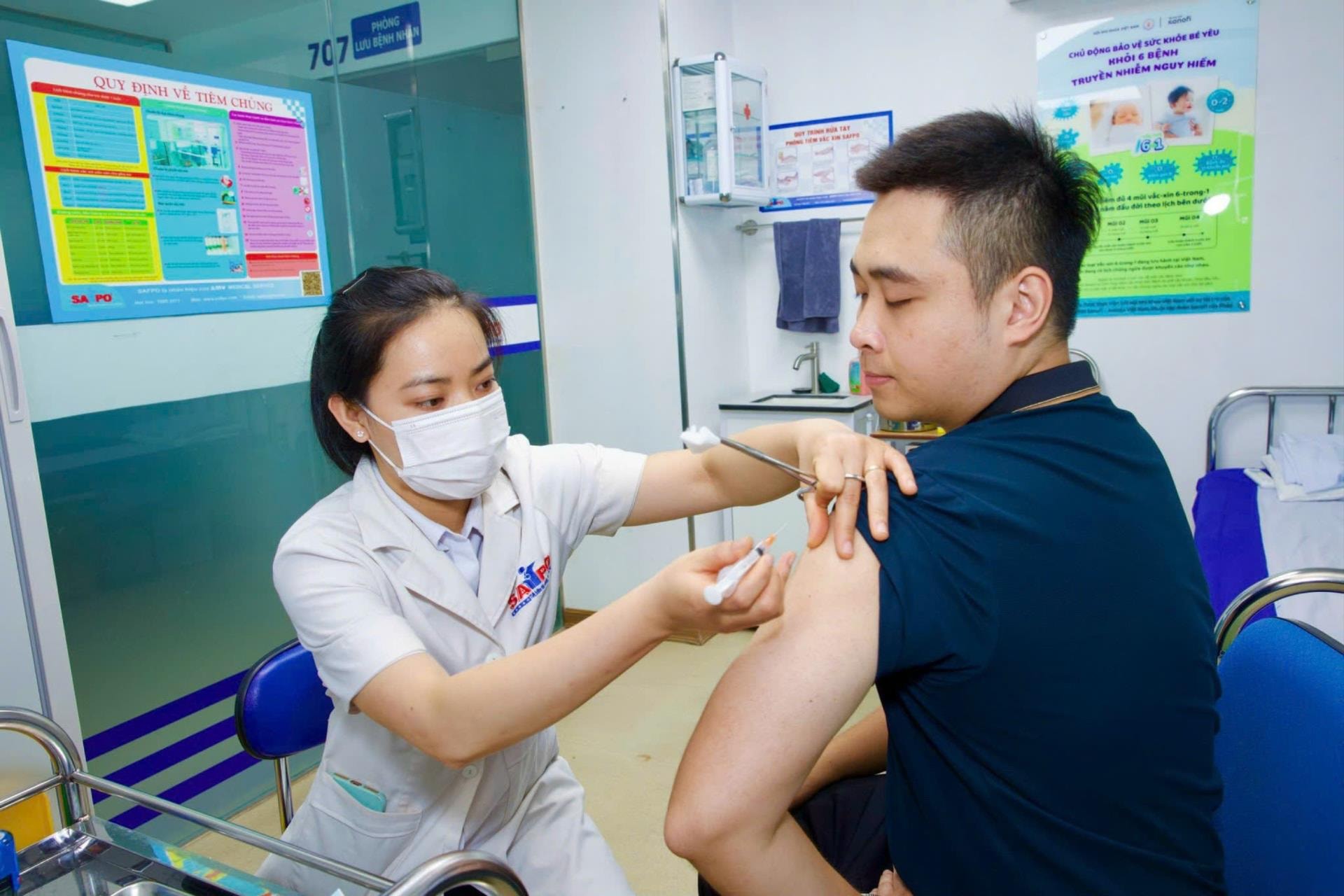 11-9-tiem-phong.jpg