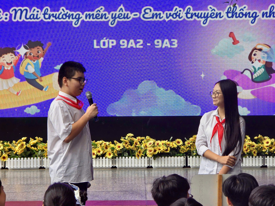 Các em học sinh trong vai trò là người lan tỏa văn hóa học đường tới các bạn của mình. cd-4.jpg