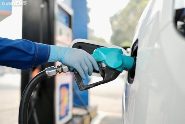 Giá xăng dầu hôm nay 26/9: Xăng giảm mạnh, tiến sát mốc 20.000 đồng/lít