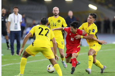Bóng đá Malaysia đối diện nhiều khó khăn sau án phạt của FIFA.