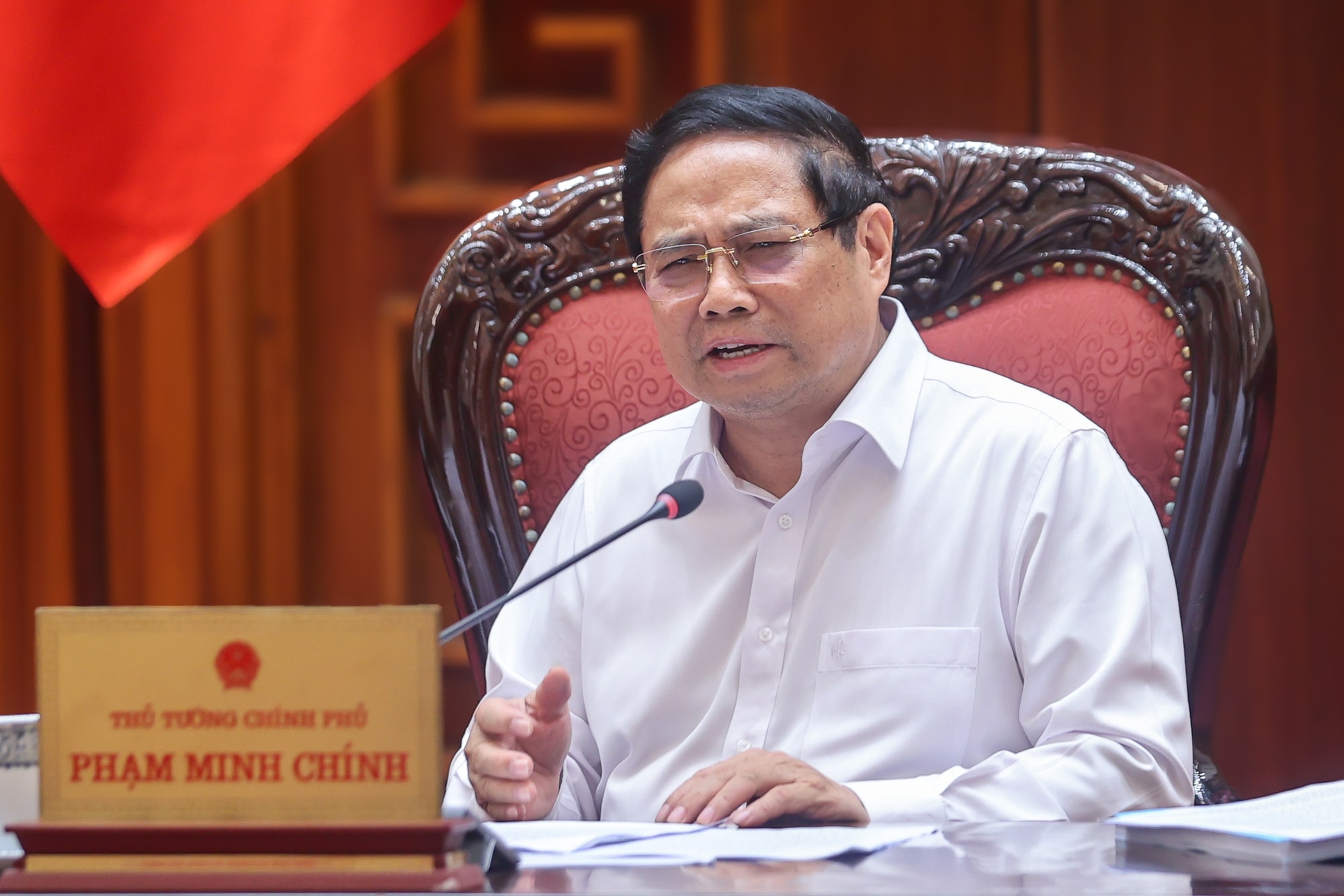 Tiếp tục hoàn thiện dự thảo nghị quyết của Bộ Chính trị về chấn hưng và phát triển văn hóa- Ảnh 2. Tiếp tục hoàn thiện dự thảo nghị quyết của Bộ Chính trị về chấn hưng và phát triển văn hóa- Ảnh 2.