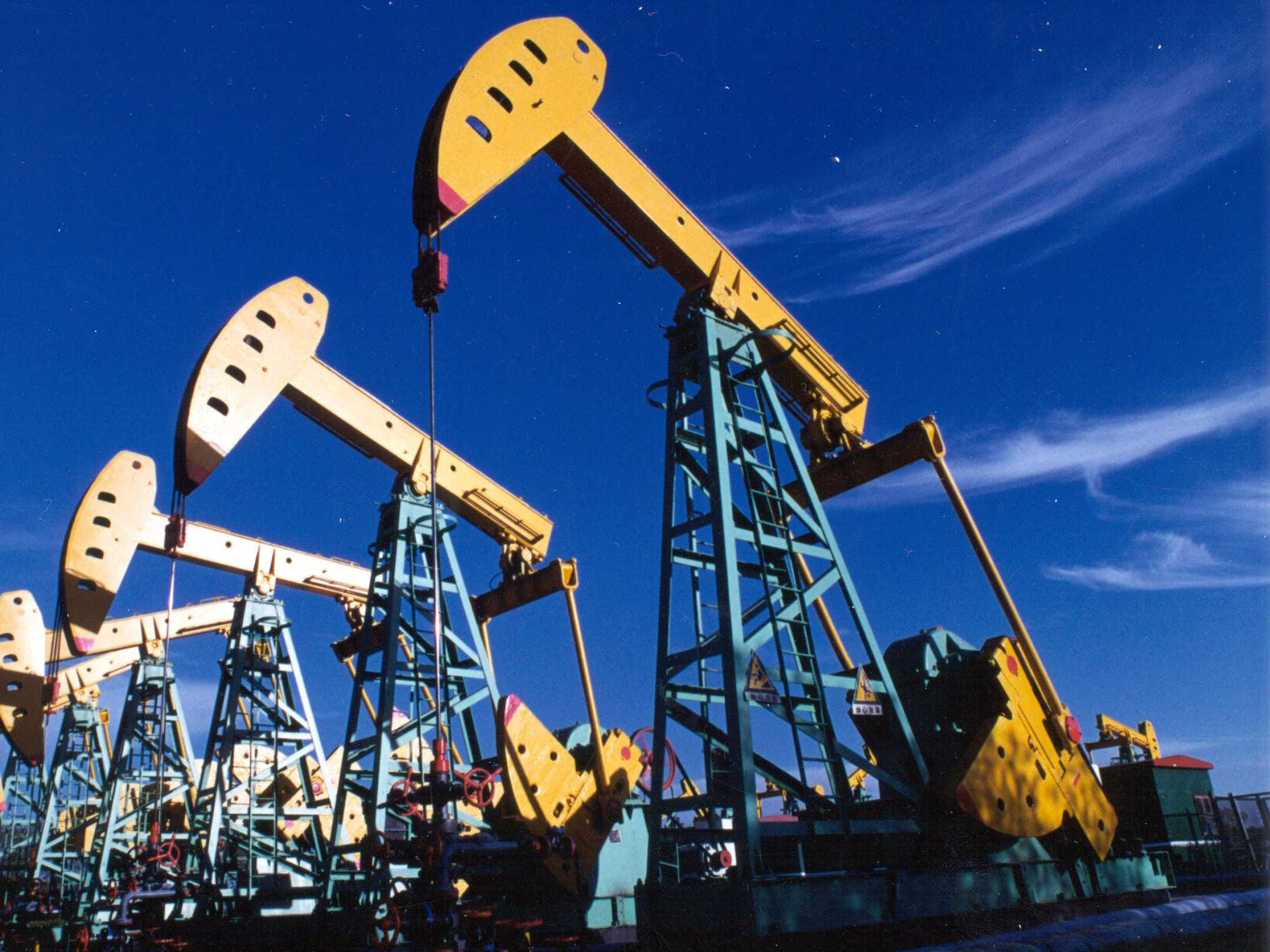 Giá xăng dầu hôm nay 9/10: Giá dầu phục hồi, tăng vượt mốc 1%