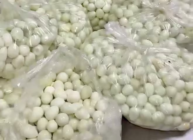 Trường Tiểu học Cự Khê tạm dừng ăn bán trú từ hôm nay để khắc phục vụ việc thực phẩm ôi thiu được đưa vào bếp ăn