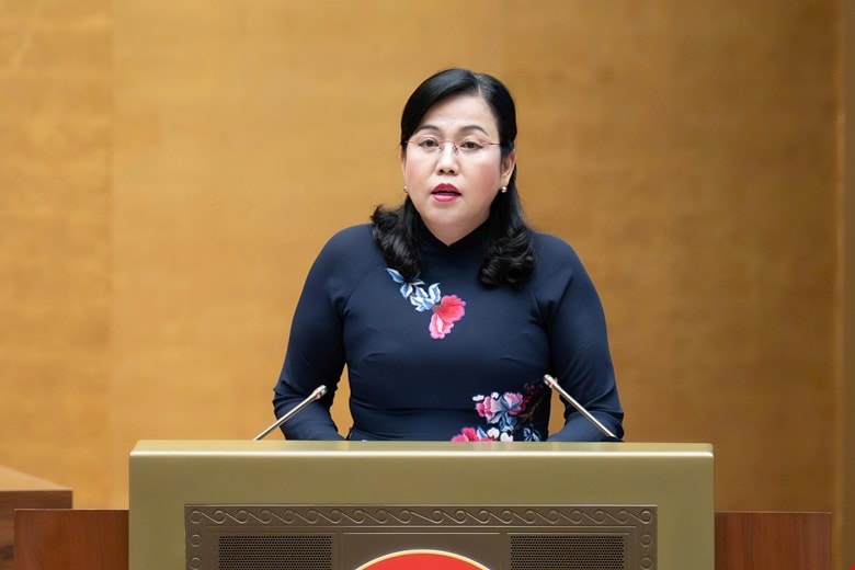 Chủ nhiệm Ủy ban Khoa học, Công nghệ và Môi trường của Quốc hội Nguyễn Thanh Hải trình bày báo cáo thẩm tra. Ảnh: Quochoi.vn