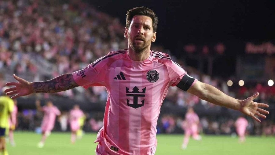 Messi ăn mừng bàn thắng khi Inter Miami đánh bại Nashville 4-0 hôm 9/11. messi.jpg