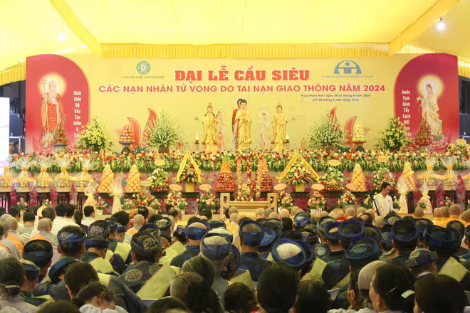 Đại lễ cầu siêu cho các nạn nhân tử vong do TNGT được tổ chức hàng năm