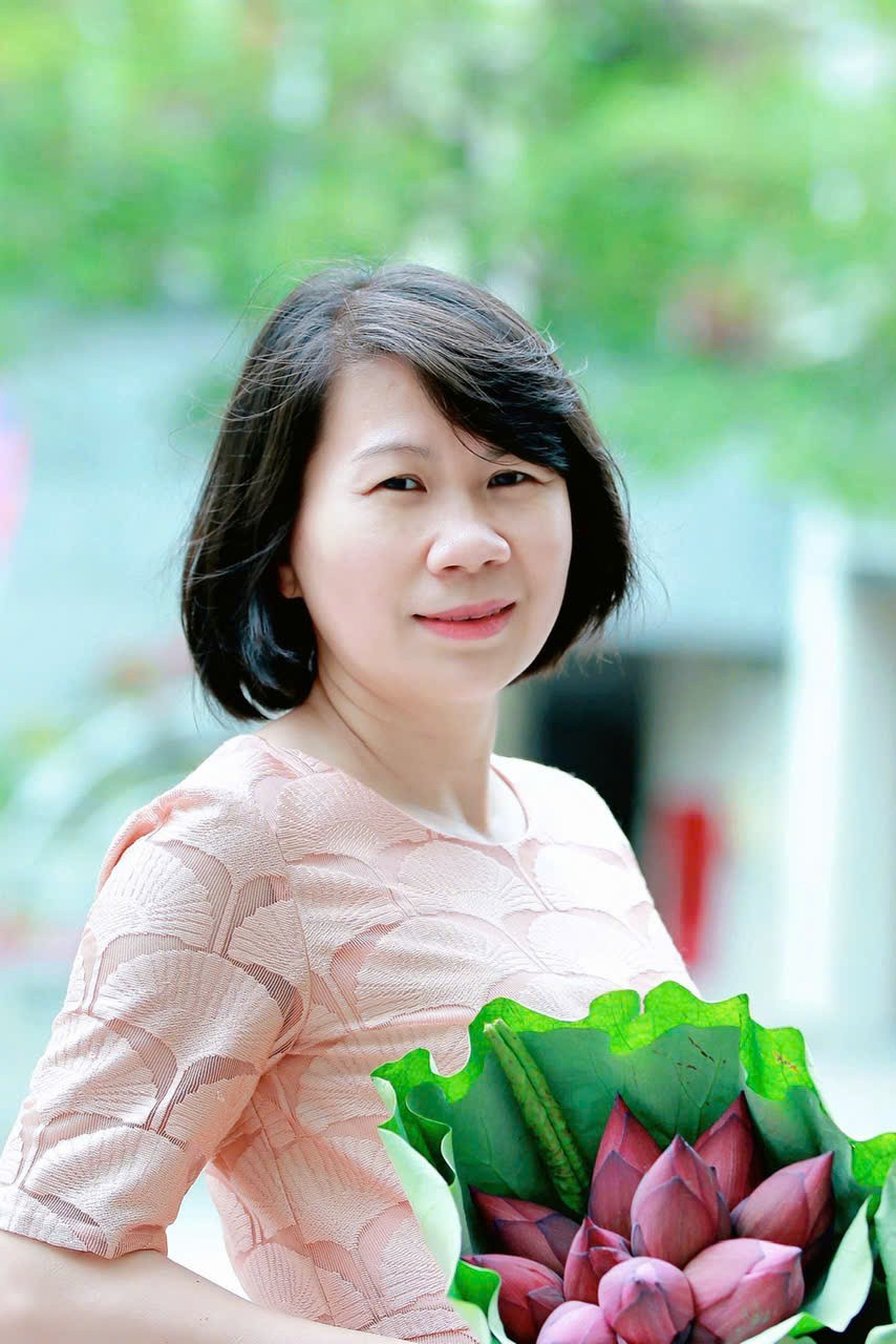 Cô giáo Đỗ Thị Hương, Tổ trưởng chuyên môn khối 4, Trường Tiểu học Dịch Vọng A. 125.jpg