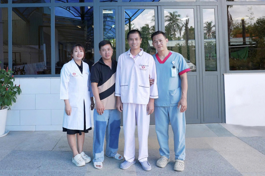 Cứu sống thầy giáo 28 tuổi bị đột quỵ nguy kịch. Ảnh: BVCC.