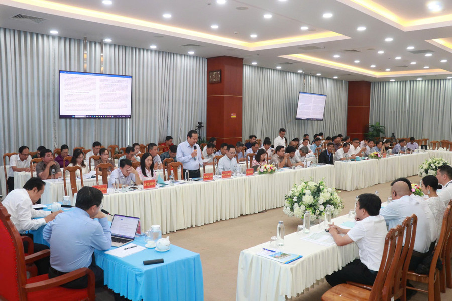 Quang cảnh hội nghị. gen-h-hn-cua-5.jpg