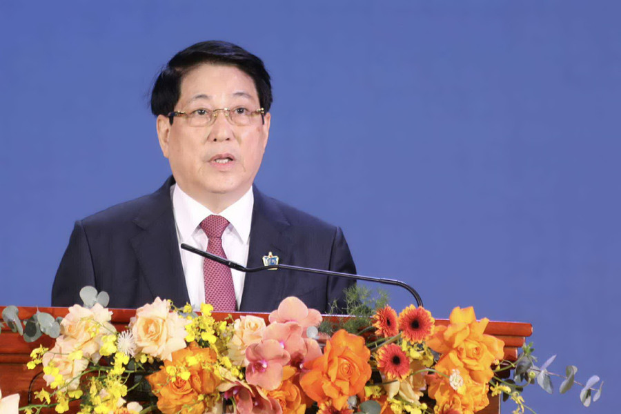 Chủ tịch nước Lương Cường thân ái gửi tới các thế hệ nhà giáo, cán bộ, nhân viên ngành giáo dục trên khắp mọi miền Tổ quốc lời thăm hỏi thân tình và lời chúc mừng tốt đẹp nhất. daihoithiduayeunuoc.jpg