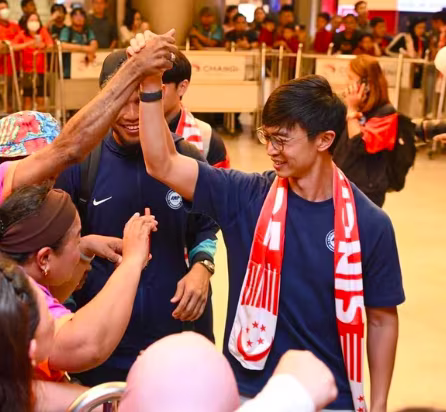 HLV tạm quyền Gavin Lee đang là "công thần" ở tuyển Singapore