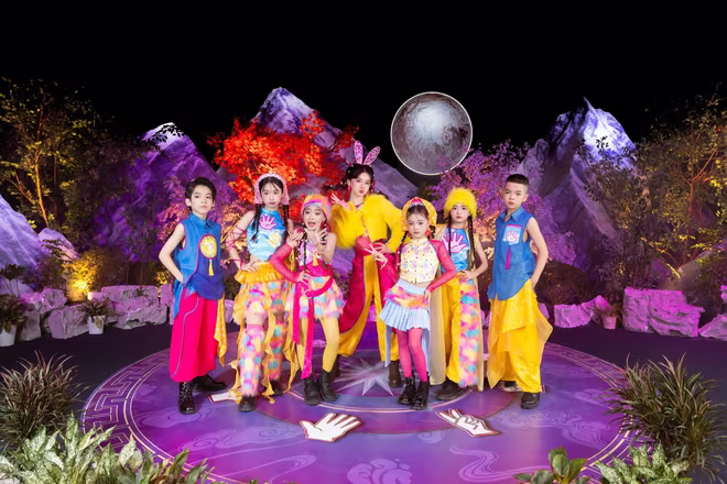 Hình ảnh trong MV &quot;Oẳn tù tì&quot; của Nguyễn Ngọc Kim Cương