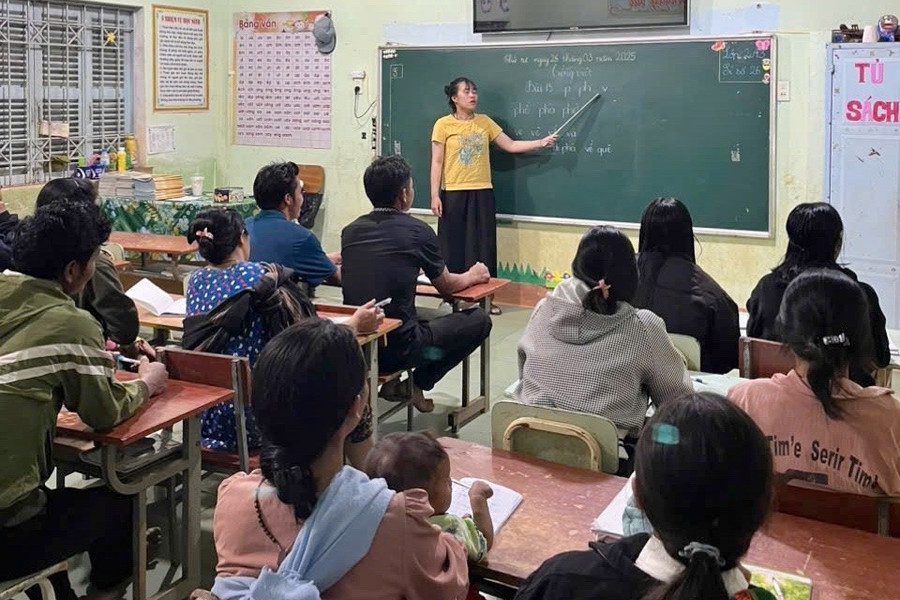 Bà con mạnh dạn hơn trong giao tiếp, hiệu quả sản xuất cũng cao hơn. 2bb442ff6f96e0c8b98746.jpg