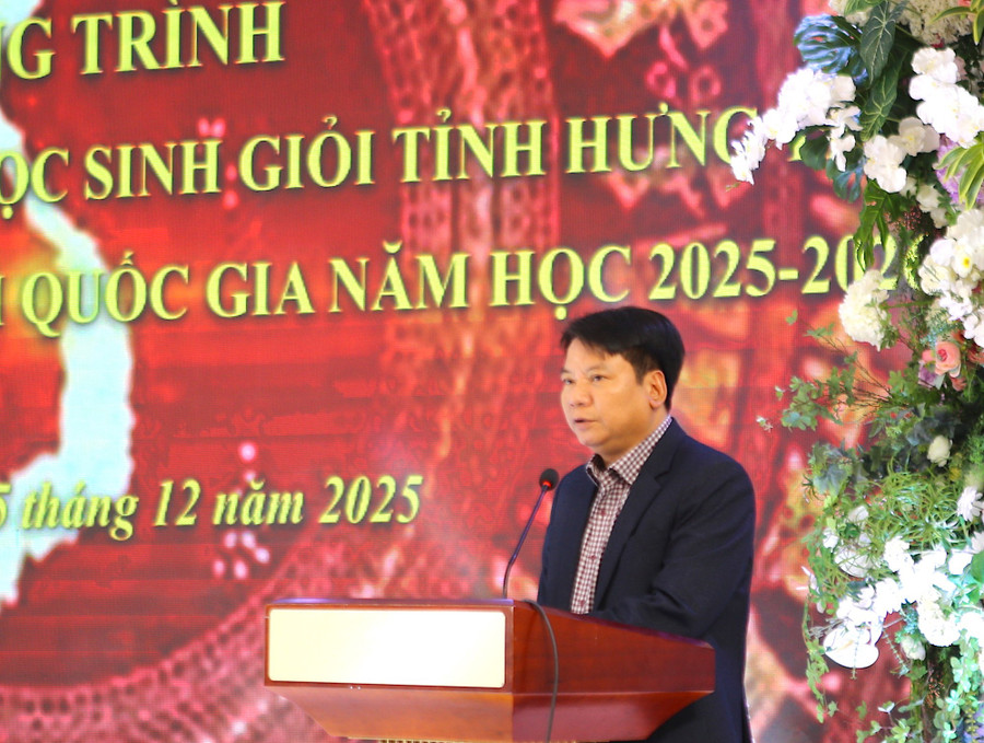 Phó Giám đốc Sở GD&ĐT Hưng Yên Nguyễn Ngọc Hà phát biểu. img-8060.jpg