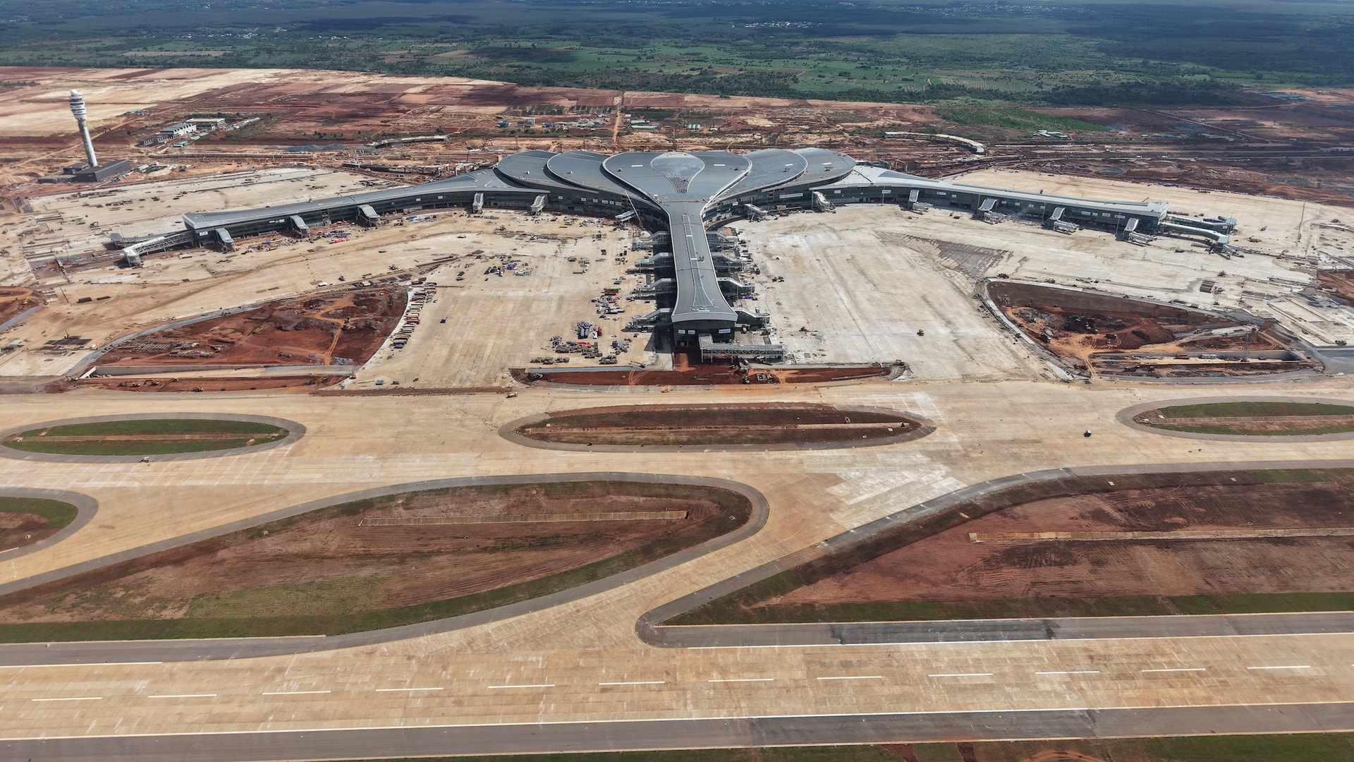 Toàn cảnh sân bay Long Thành giữa tháng 12-2025. Ảnh: Nghiêm Ý