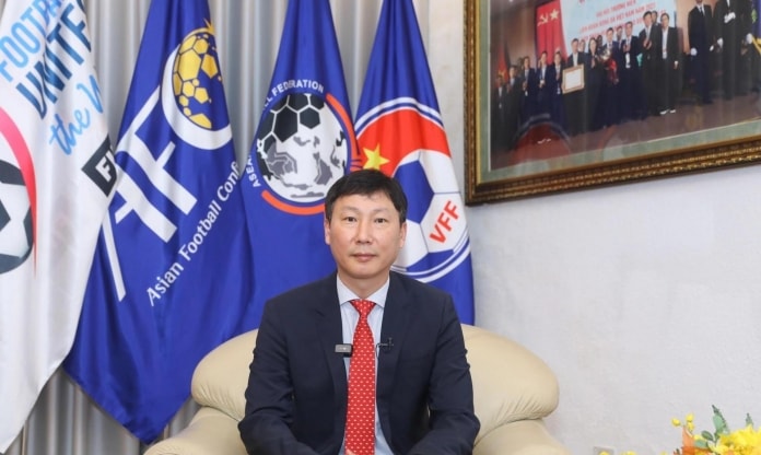 HLV Kim Sang Sik được đảm bảo tương lai