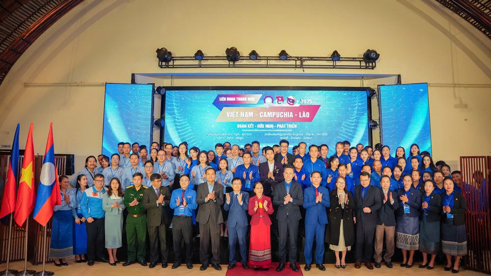 Khai mạc Liên hoan Thanh niên Việt Nam – Campuchia – Lào 2025 - ảnh 8