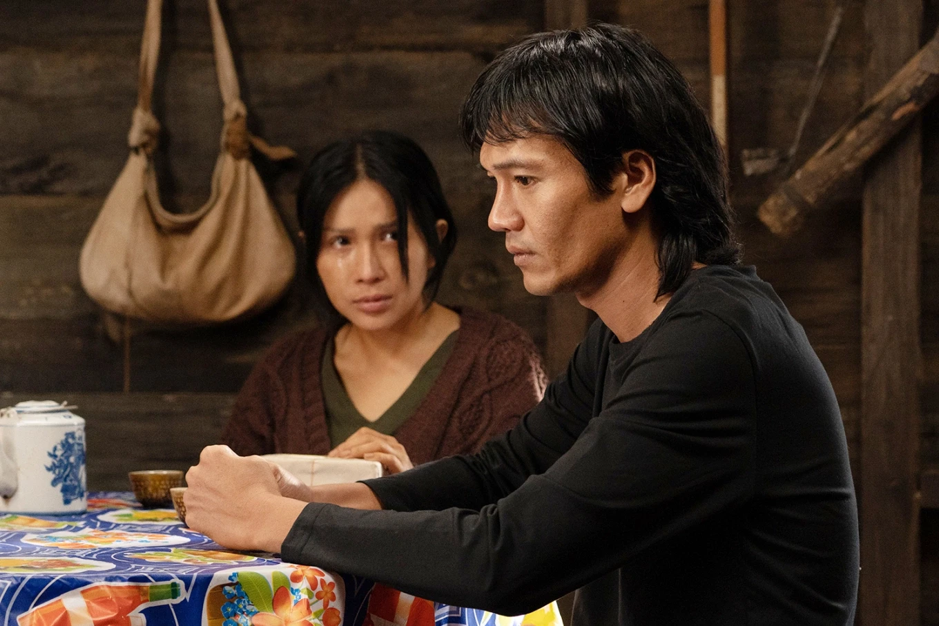 Khả Như và Quang Tuấn trong phần 1 phim Quỷ nhập tràng