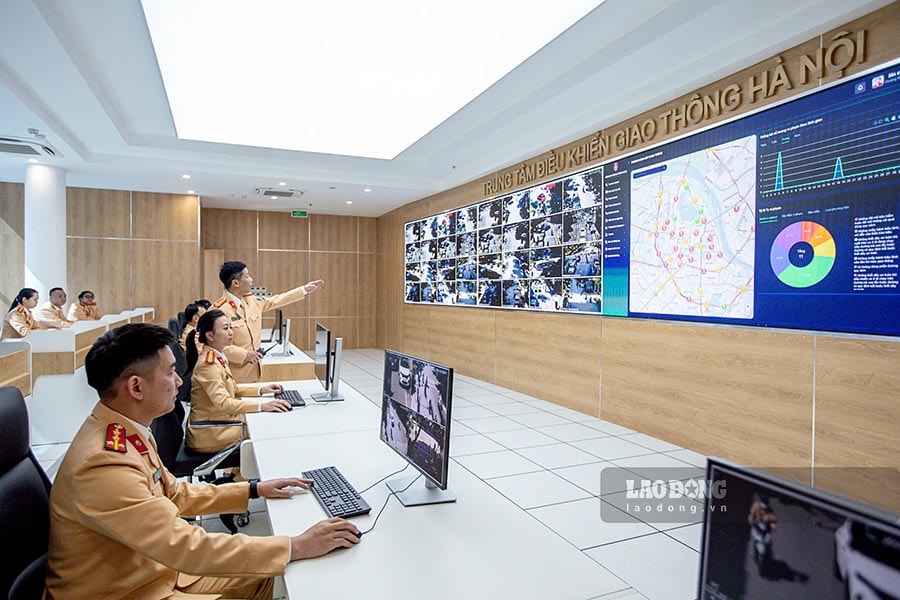 Lực lượng CSGT Hà Nội ứng trực trong kỳ nghỉ Tết Dương lịch