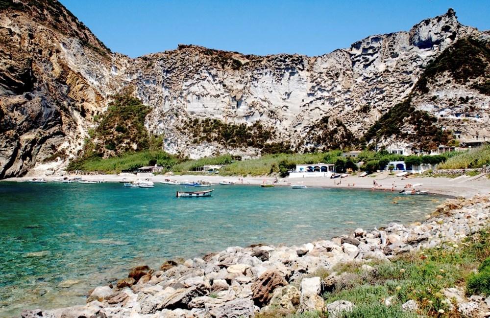 Hòn đảo thiên đường Palmarola, nơi thời gian chậm lại - ảnh 2