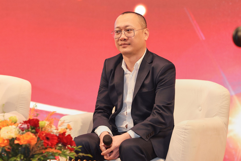 Nhạc sĩ Nguyễn Thành Trung 090a8266.jpg