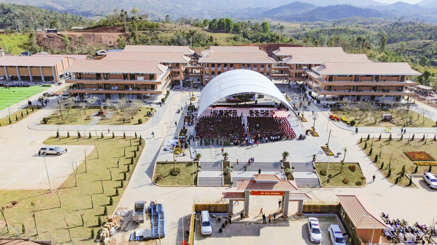 Ngôi trường sẽ được khánh thành vào ngày 31/1. si-pa-phin-4.jpg