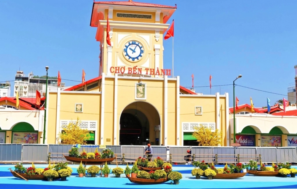 Rắc rối quanh việc chỉnh trang chợ Bến Thành và Hồ Con Rùa
