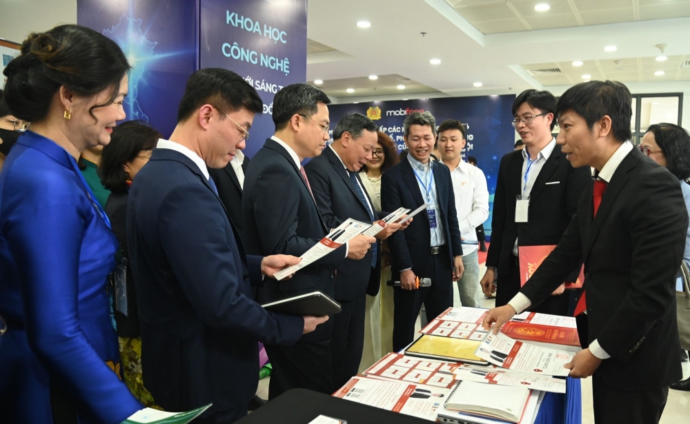 Chợ Chuyển đổi số và Sàn Giao dịch công nghệ Hà Nội: Lối mở cho doanh nghiệp khoa học - công nghệ lên