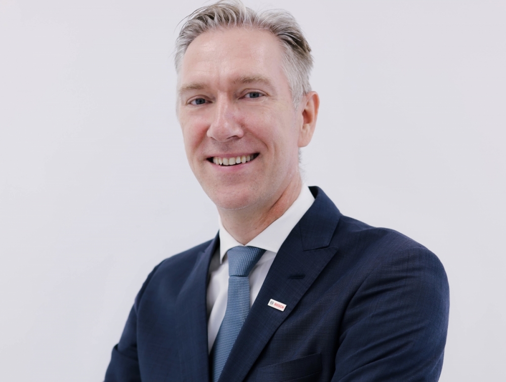 Nhân lực chất lượng cao và khoa học công nghệ là đòn bẩy phát triển kinh tế Việt Nam Nhân lực chất lượng cao và khoa học công nghệ là đòn bẩy phát triển kinh tế Việt Nam