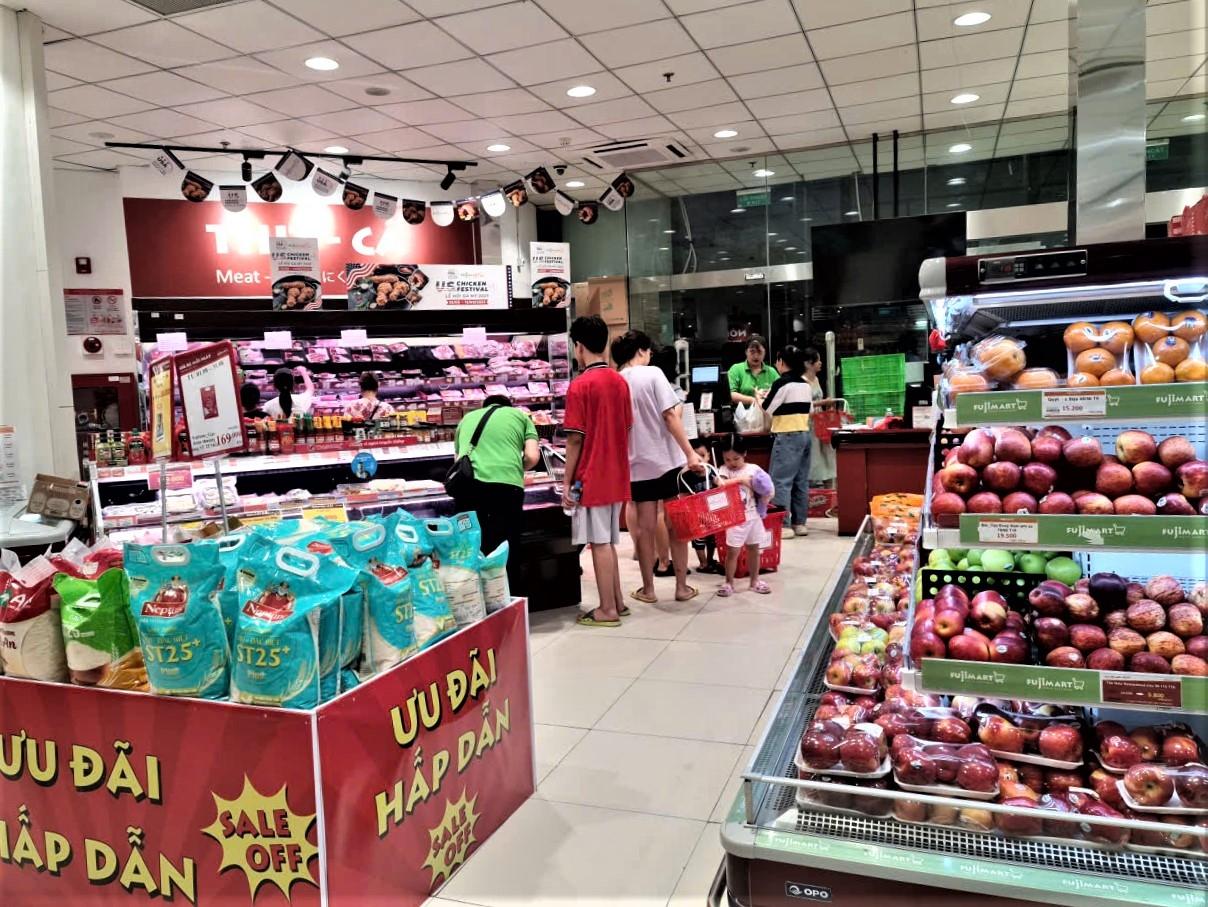 Giải pháp đột phá thúc đẩy tổng mức bán lẻ hàng hóa năm 2026 tăng 13-15%