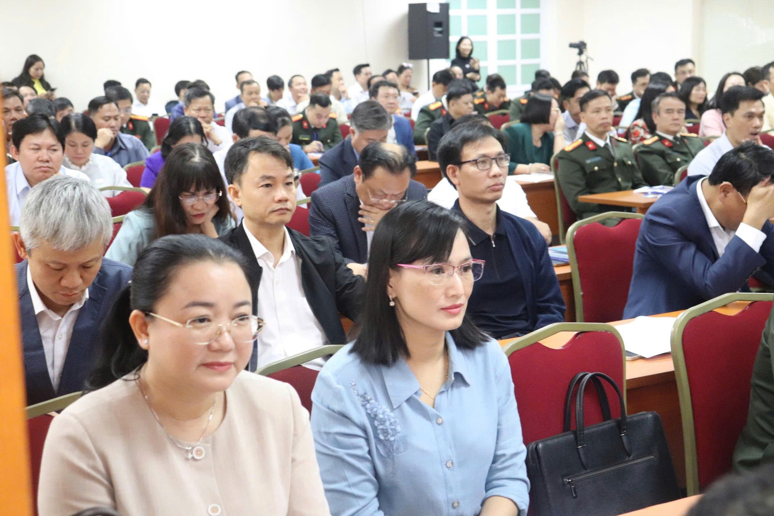 Ảnh 1 các học viên Lớp Thanh tra viên cao cấp