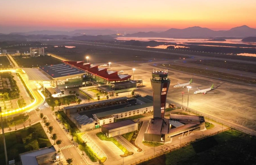 Nâng công suất cảng hàng không qu Vân Đồn lên 20 triệu khách/năm. Ảnh minh họa.