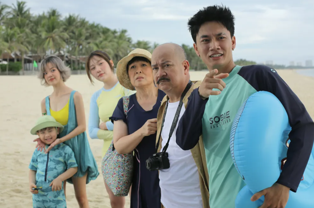 “Nhà mình đi thôi” doanh thu ảm đạm, sớm khép lại hành trình phòng vé? - ảnh 1