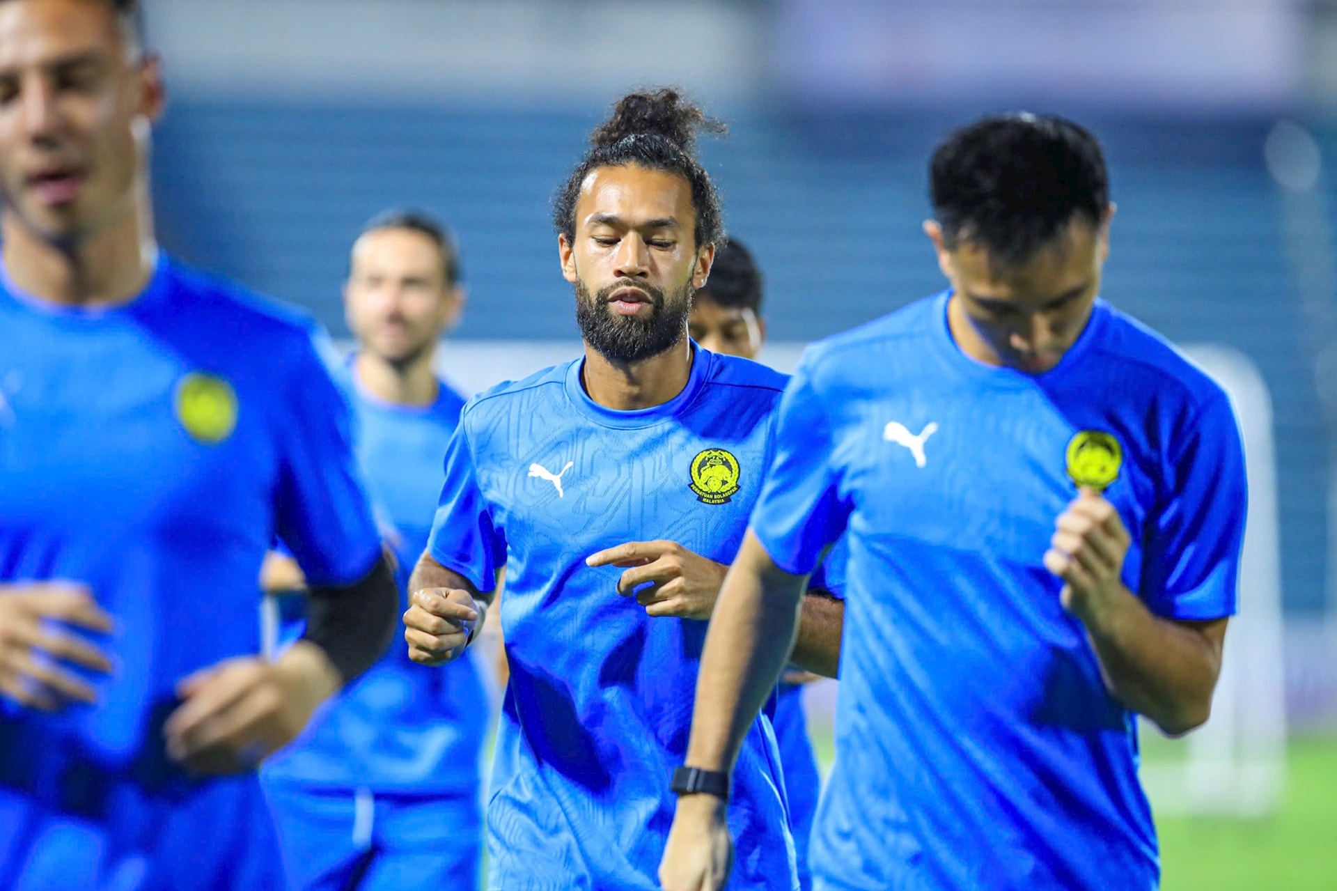 Cụ thể, có tới 13/28 cầu thủ trong đội hình là các cầu thủ mang dòng máu đa quốc gia, với những cái tên đáng chú ý như Dominic Tan, Daniel Ting, Quentin Cheng, Endrick, Ryan Lambert, Nooa Laine, Ezequiel Aguero hay Paulo Josue. Ảnh: Ngọc Tú