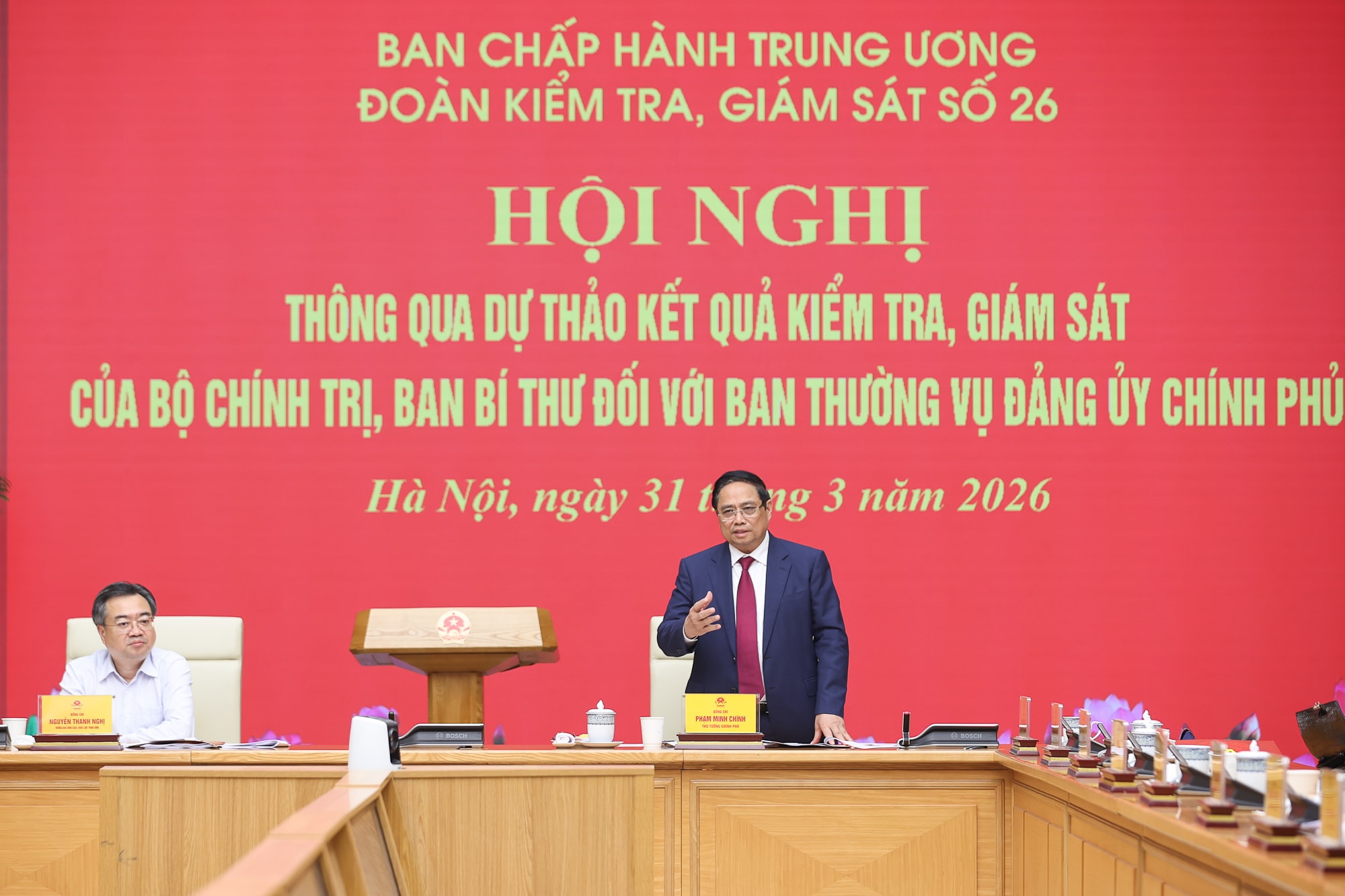 Thông qua Báo cáo kiểm tra, giám sát của Bộ Chính trị, Ban Bí thư đối với Ban Thường vụ Đảng ủy Chính phủ- Ảnh 3. Thông qua Báo cáo kiểm tra, giám sát của Bộ Chính trị, Ban Bí thư đối với Ban Thường vụ Đảng ủy Chính phủ- Ảnh 3.