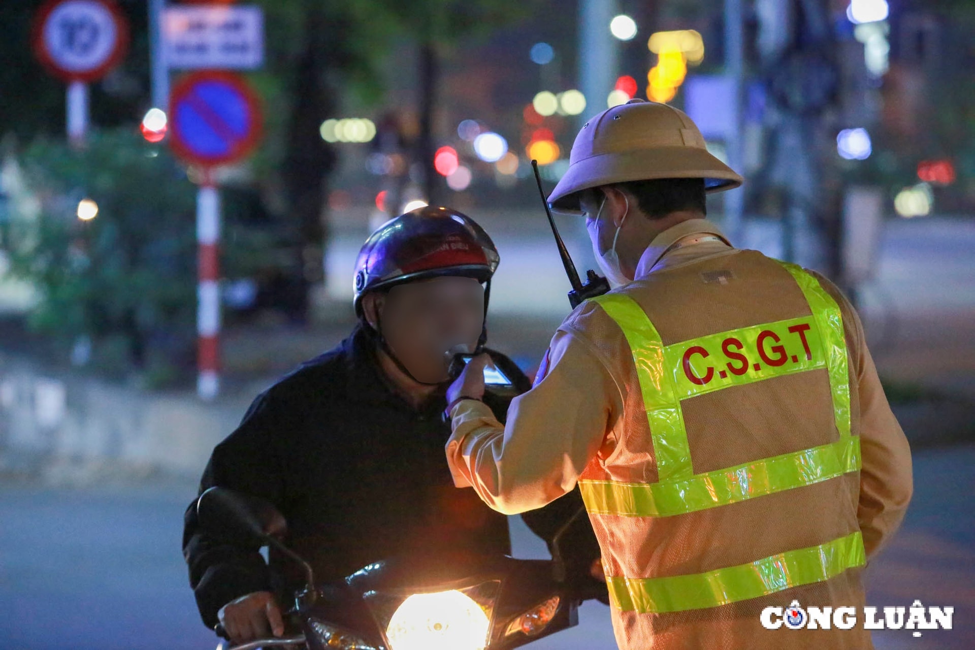 Việc xử lý, xử phạt vi phạm nồng độ cồn sẽ được áp dụng theo Nghị định 168/2024, đã có hiệu lực từ ngày 1/1/2025. Ảnh minh hoạ.