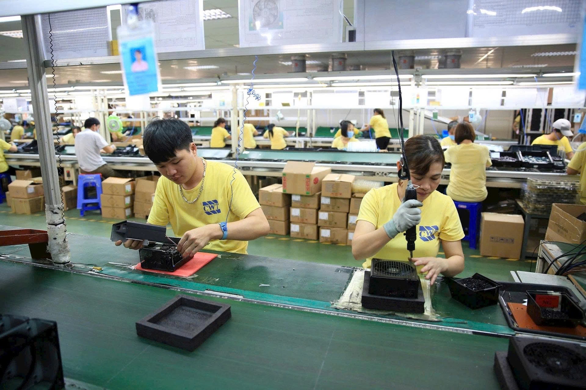 Nghị quyết số 02-NQ/TW đã xác lập mô hình phát triển mới với ba trụ cột: Đổi mới sáng tạo, chuyển đổi số và nguồn lực con người. Ảnh: Quang Thái