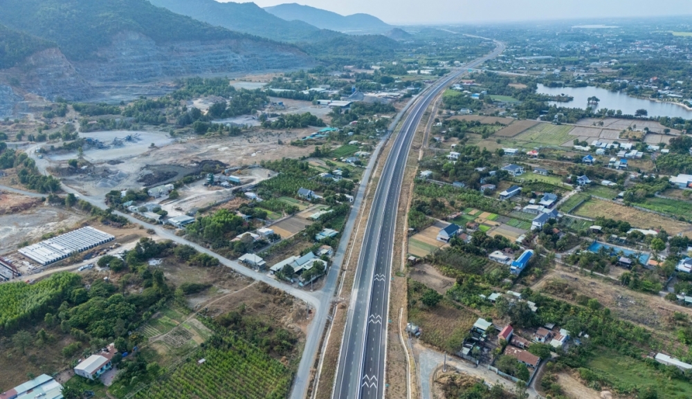 Động thổ cao tốc Hồ Tràm - Long Thành và loạt dự án lớn dịp 30/4 Động thổ cao tốc Hồ Tràm - Long Thành và loạt dự án lớn dịp 30/4