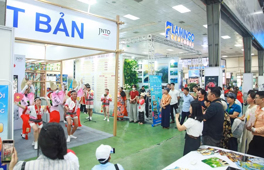 Khoảng 15.000 tour và sản phẩm du lịch khuyến mãi được cung cấp tại hội chợ - Ảnh: TITC.
