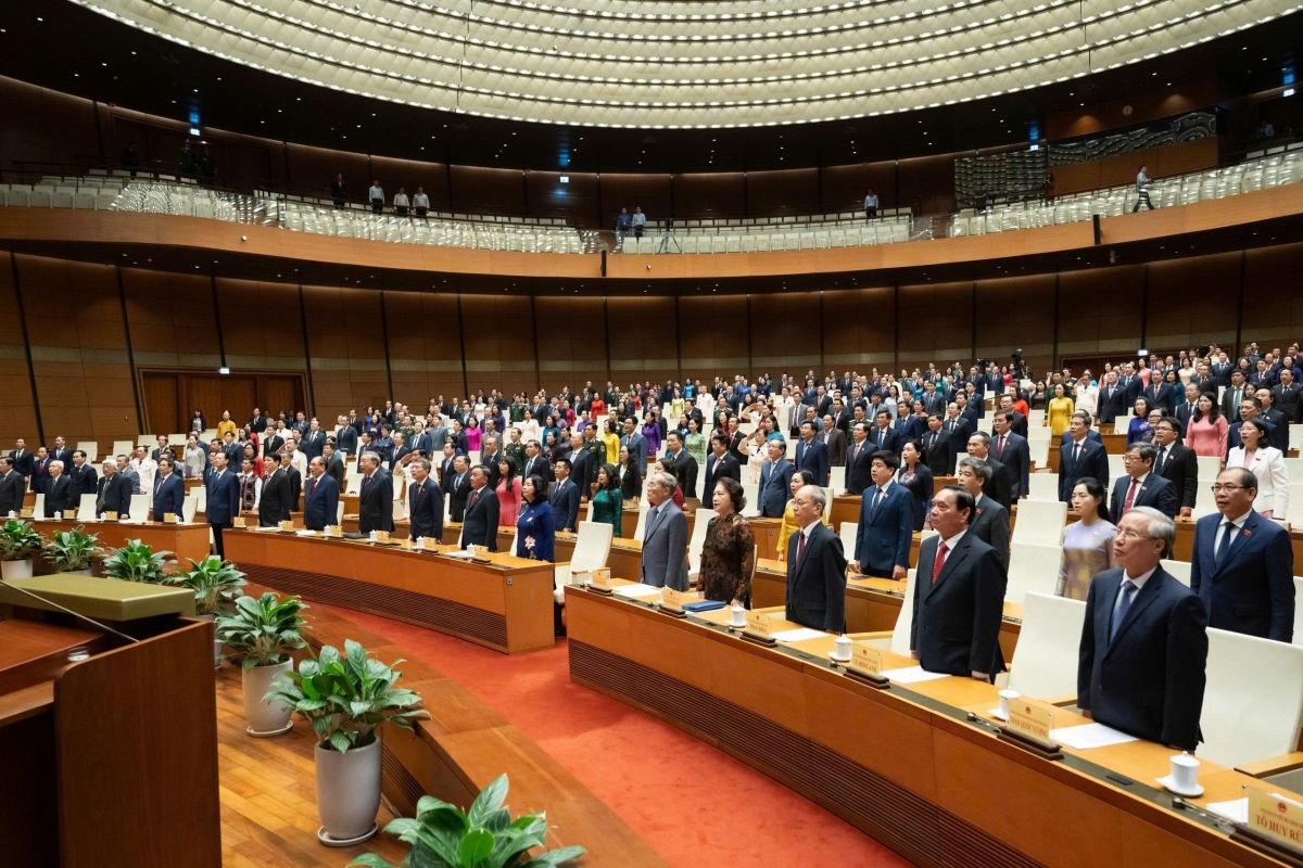 Quốc hội khóa XVI khép lại Kỳ họp đầu tiên: Kiện toàn 39 nhân sự, thông qua 9 luật, 31 nghị quyết