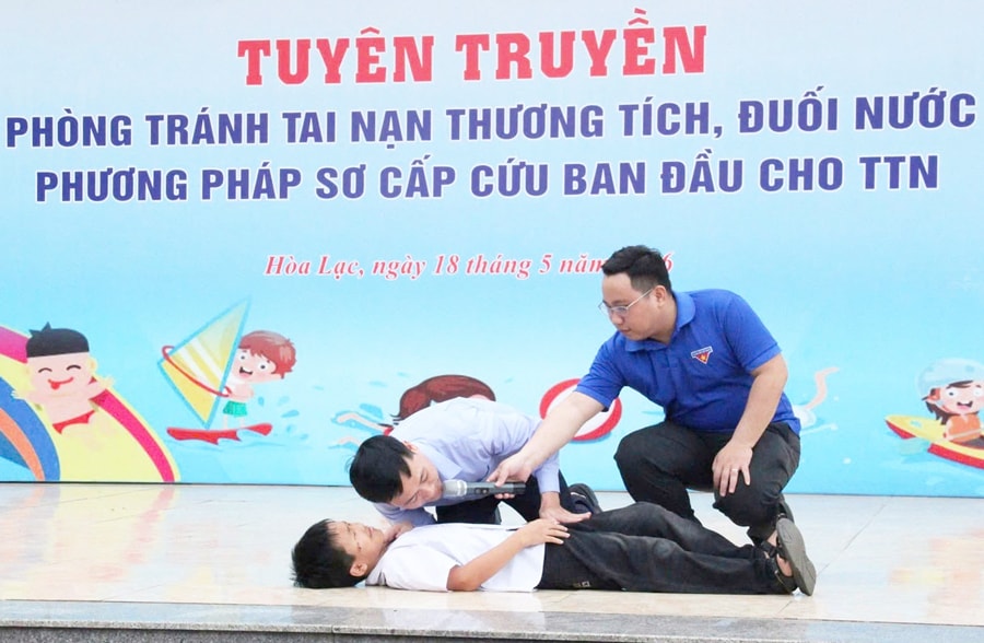 t6-duoi-nuoc.jpg