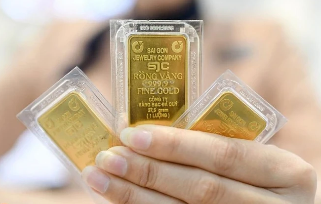 Giá vàng hôm nay: Trong nước và quốc tế chung xu hướng giảm