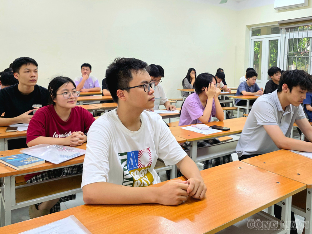 Các thí sinh vui vẻ kết thúc 2 ngày thi clo_br_1000032371.jpg