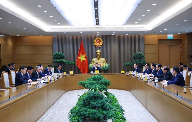 Thủ tướng Lê Minh Hưng cũng mong muốn hai bên mở rộng hơn nữa hợp tác khoa học công nghệ, giáo dục, đào tạo nhân lực chất lượng cao, y tế, nhất là y dược học cổ truyền; đẩy mạnh hợp tác văn hóa, du lịch... Ảnh: VGP Thủ tướng Lê Minh Hưng cũng mong muốn hai bên mở rộng hơn nữa hợp tác khoa học công nghệ, giáo dục, đào tạo nhân lực chất lượng cao, y tế, nhất là y dược học cổ truyền; đẩy mạnh hợp tác văn hóa, du lịch... Ảnh: VGP