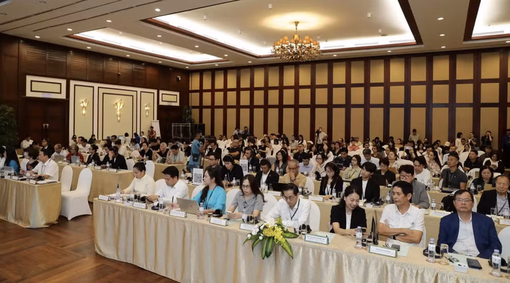 Quang cảnh hội thảo "Trí tuệ nhân tạo, công nghệ số và bảo vệ tài sản trí tuệ trong điện ảnh". Ảnh: Ban tổ chức anh-man-hinh-2026-06-30-luc-212917.png