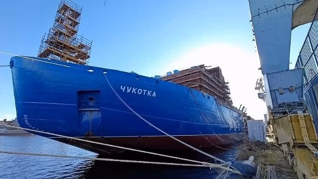 Tàu phá băng chạy bằng năng lượng hạt nhân Chukotka. atomnyi-ledokol-chukotka-lc728vgx-1761145322t.jpg